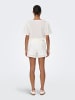 JDY Shorts in Cloud Dancer