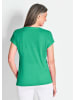 GOLDNER Luftiges Basicshirt mit V-Ausschnitt in grün