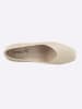 Caprice Pumps in beige