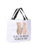 Mr. & Mrs. Panda Shopper Bär und Hase Umarmen mit Spruch in Weiß