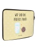 Mr. & Mrs. Panda Laptop Tasche Milch Keks mit Spruch in Gelb Pastell
