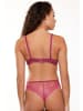 Linga Dore String in Raspberry