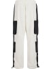 FUBU Jogginghose in offwhite/black