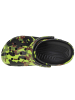 Crocs Crocs Classic Spray Camo Kids Clog in Grün