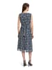 BETTY & CO Chiffonkleid ohne Arm in Nature/Dark Blue