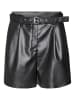 Vero Moda Shorts in Black