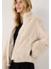 More & More kurze, Flausch-Teddyjacke in powder cream