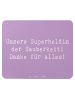 Mr. & Mrs. Panda Mauspad Spruch Putzfrau Superheldin mit Spruch in Lavendeltraum
