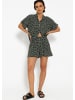 SASSYCLASSY Musselin Shorts mit Animal-Print in Khaki