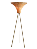 SalesFever Stehleuchte 150 cm mit messingfarbenem Metallgestell und Geflechtschirm in Natur