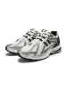 New Balance Sneaker 1906 in Grau