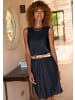 LASCANA Plisseekleid in schwarz