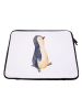 Mr. & Mrs. Panda Notebook Tasche Pinguin marschieren ohne Spruch in Weiß