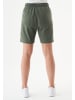 Organication Shorts "SHEYMA" in Oliv
