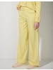 More & More Hose in tender yellow