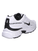 Nike Sneaker INITIATOR in weiß