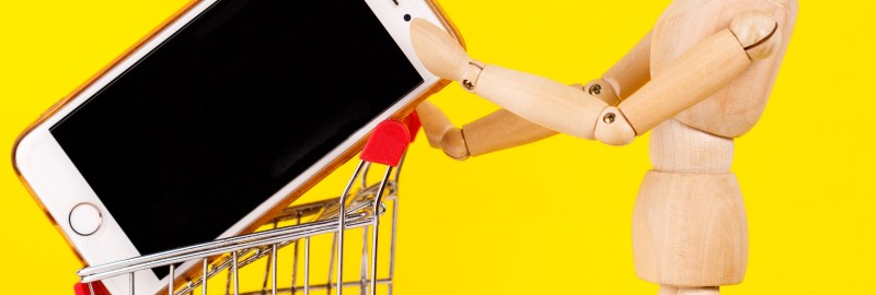 How the Holiday Rush Is Driving a Social Commerce Gold Rush