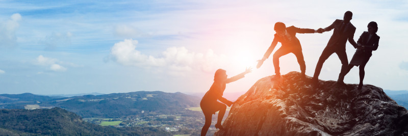 DealStream Launches Free Industry Guides