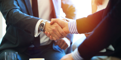 The Pros and Cons of Private Loan Financing