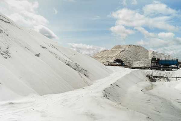 For Sale: Silica Sand of Indonesia SiO2 99.85