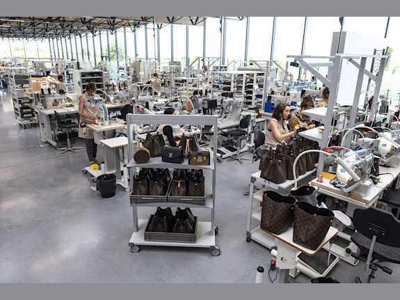 High Tech Bed Manufacturing Plant