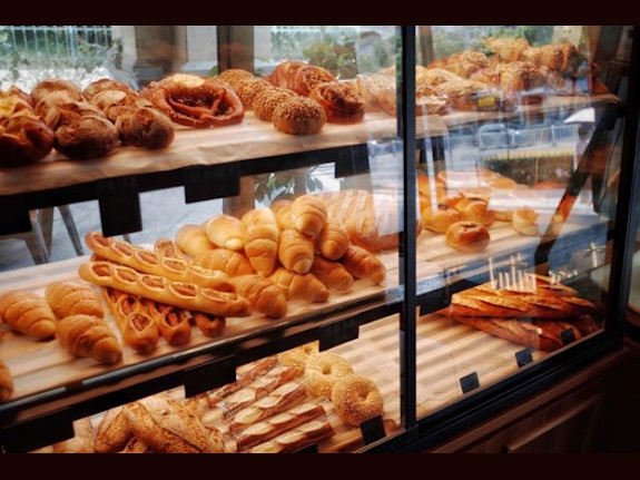 Artisinal Bakery with Bakery with Growth Potential