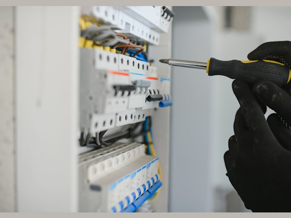 Metro HVAC and Electric Service - Seller Retiring