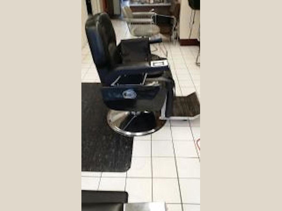 Attractive Barber Shop for Sale in Nassau County