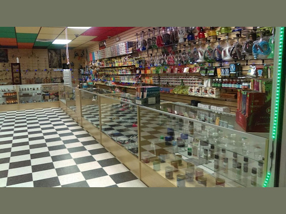 Established Quality Smoke Shop For Sale