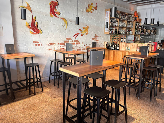 Stylish Licensed Wine Bar & Restaurant