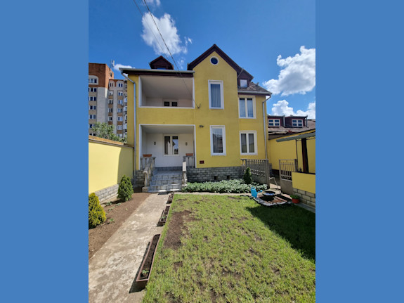 House for Sale in Dorobanti Oradea, Romania