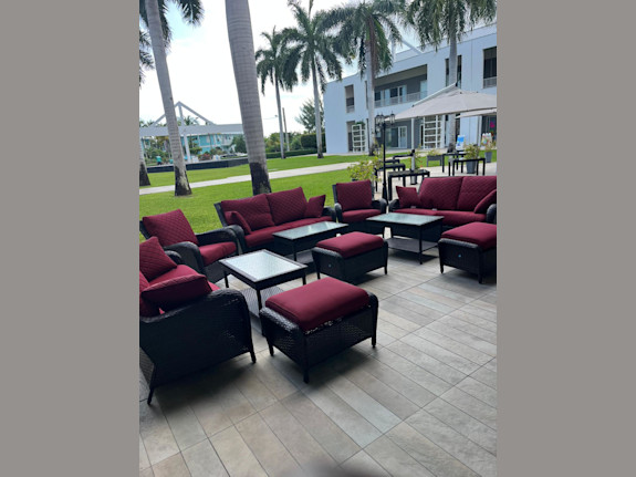 Smoothie & Cocktail Bar