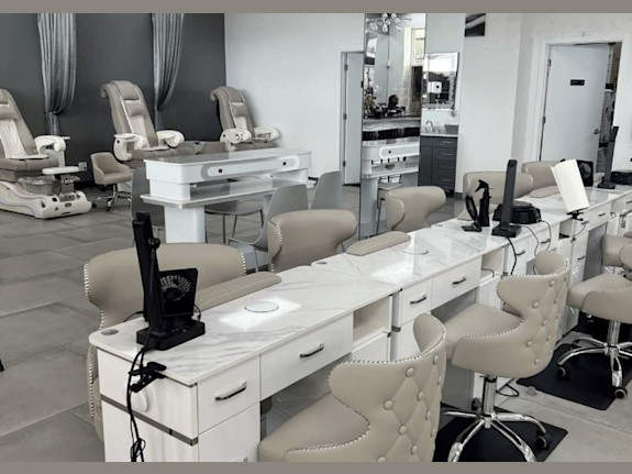 Full Service Nail Salon & Facial Spa, with License In-House Alcohol Bar