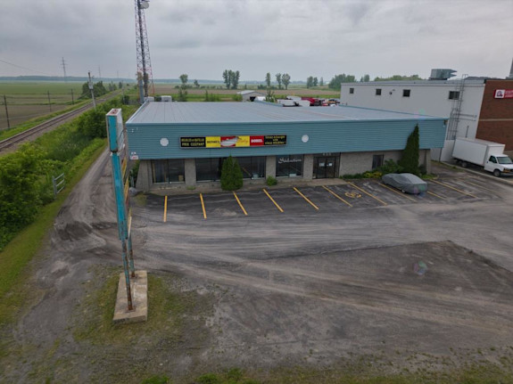 Unique Property With Endless Opportunities