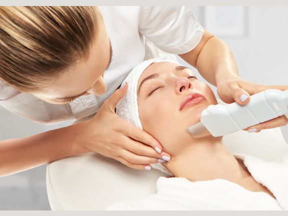 Modern Med Spa and Wellness Clinic | Concierge Aesthetics and Functional Car