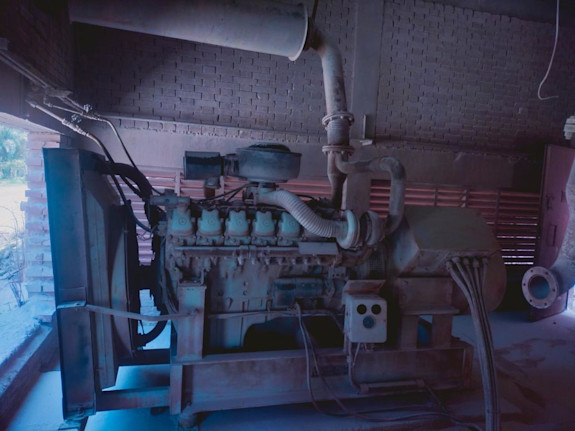 (3) Diesel Generators (Parallel Synchronization)