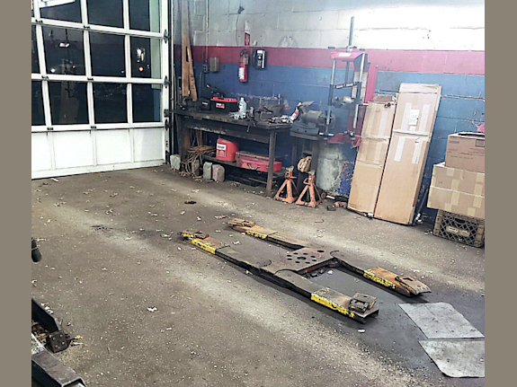 Well Reviewed Auto Repair Shop For Sale in NY