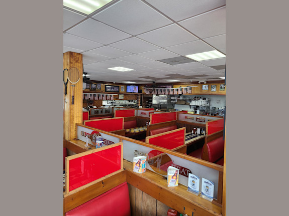 Landmark Diner on Major Intersection