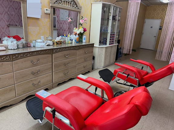 Beauty Salon for Sale in New York