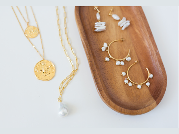 Fashion Jewelry Designer, Manufacturer & Dist.