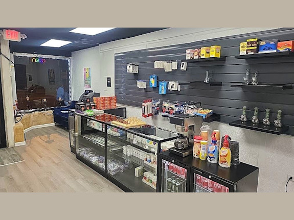 Price Reduced! / Smoke Shop For Sale