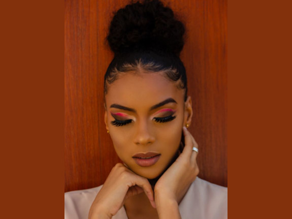 Consistently Impressive Sales - Lash Studio