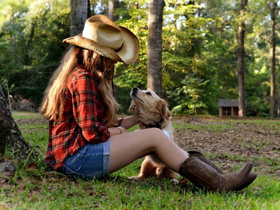 Inc. 5000 Pet Empire w/ Distribution & Franchise