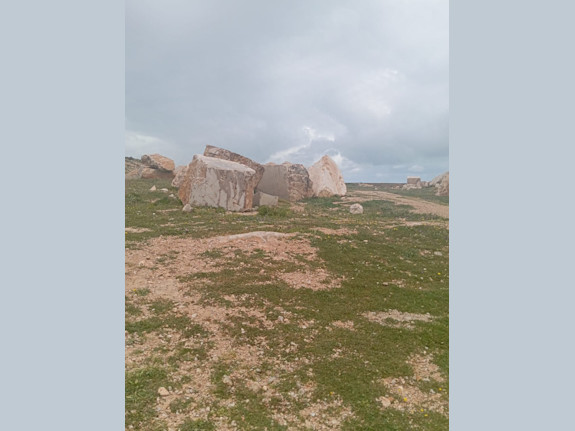 Operation of a marble and sand quarry