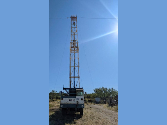 1981 Corsair Well Service Rig Ready to work
