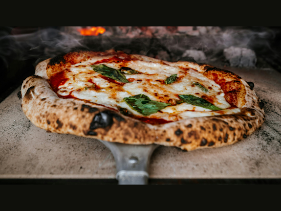 Pizzeria /  Turnkey with Beer & Wine License