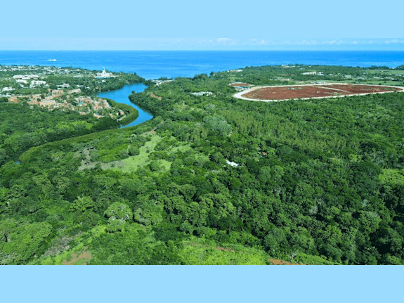 High-Value Land in Mauritius