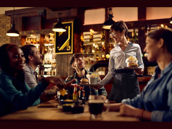 Nationally Known Bar/Restaurant - Very Profitable