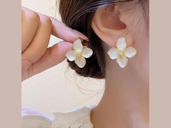 Sustainable Handbags & Accessories ECommerce Brand