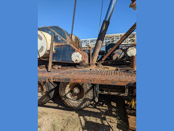 1981 Corsair Well Service Rig Ready to work